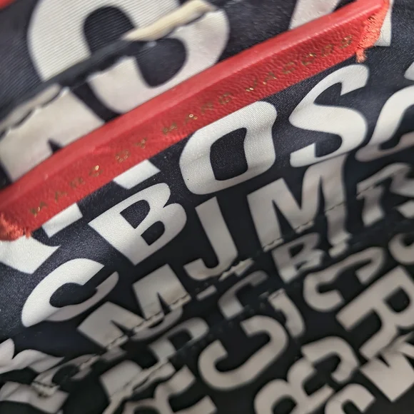 Marc by Marc Jacob’s Crossbody Bag - Picture 7 of 9